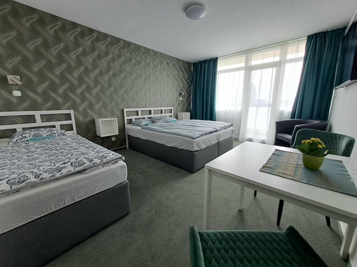 Partside Balatonfuered Apartment Exterior photo